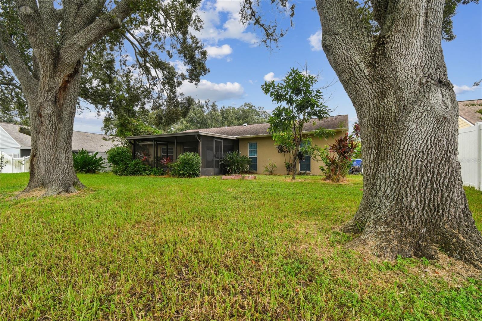 Image 48 of 50 For 16214 Pebblebrook Drive