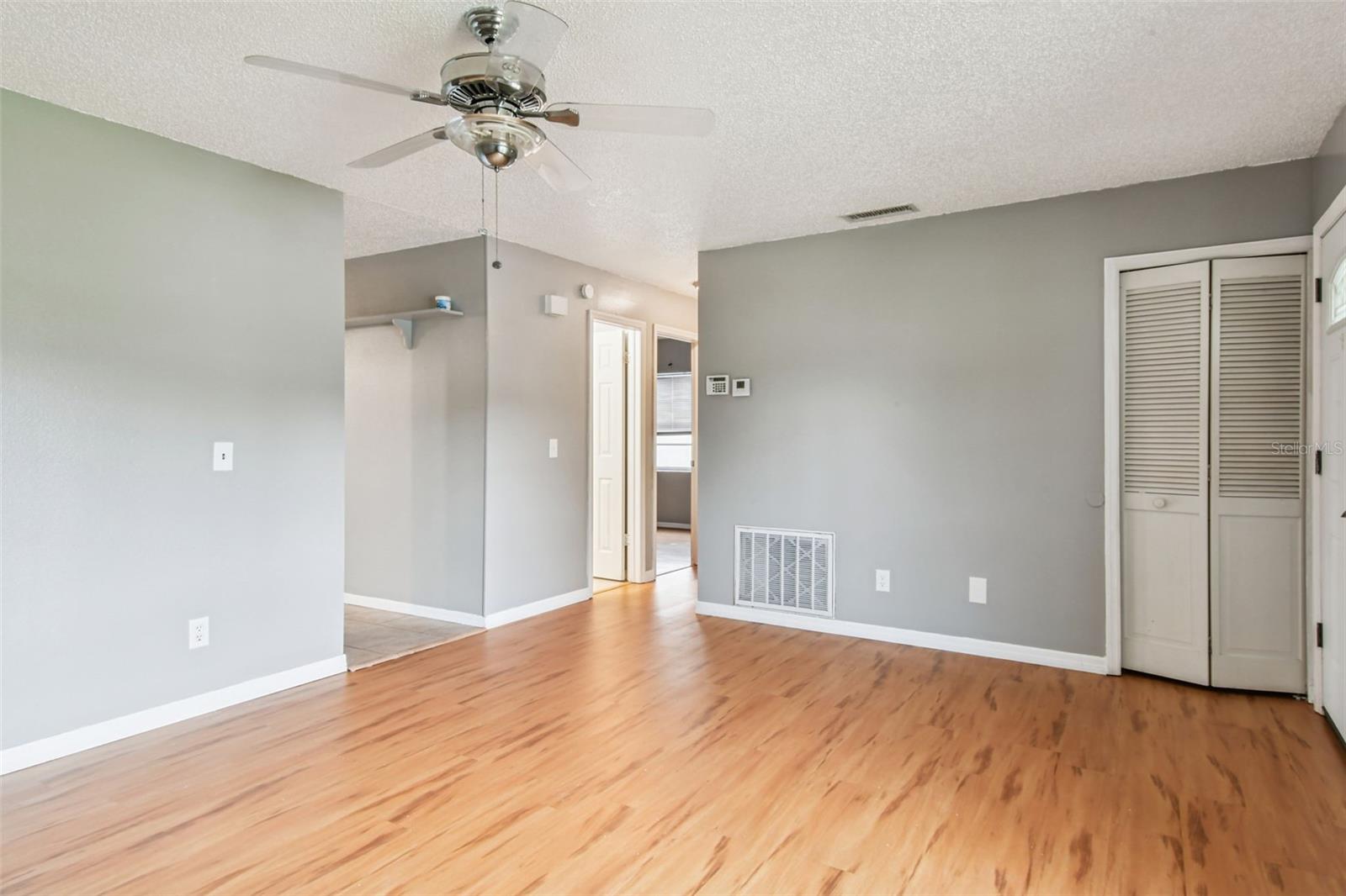 Image 6 of 50 For 16214 Pebblebrook Drive