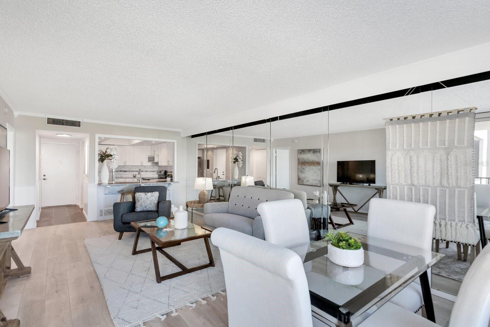 Image 11 of 36 For 6295 Bahia Del Mar Circle 403