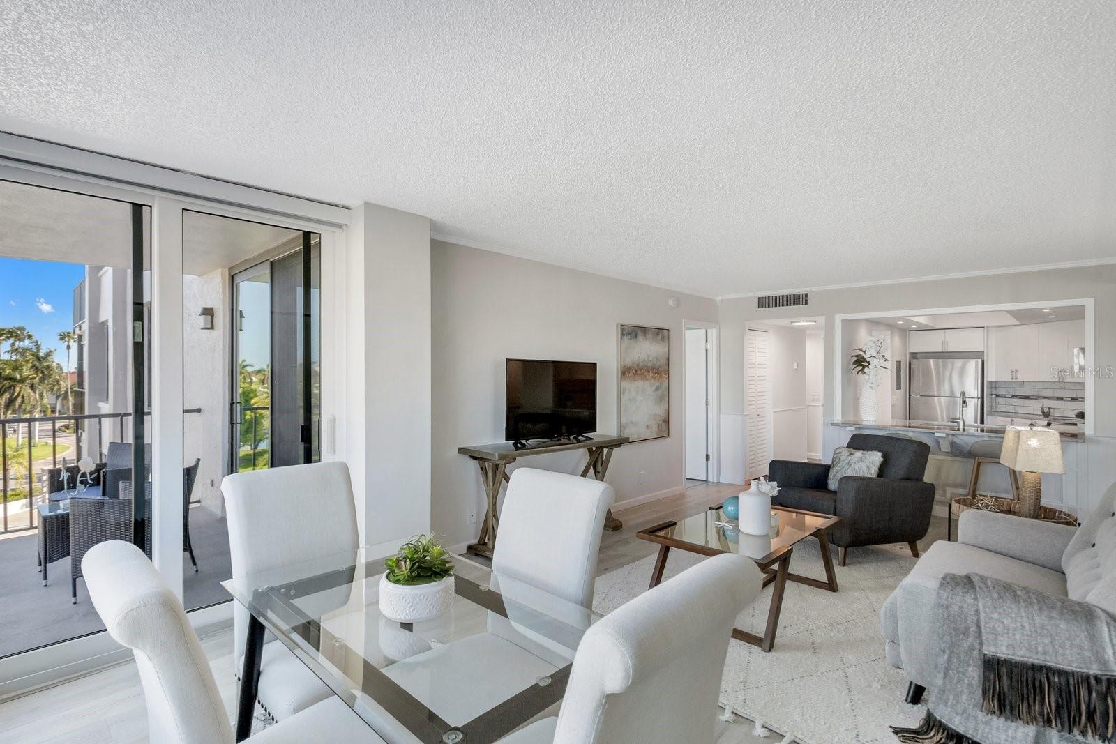 Image 12 of 36 For 6295 Bahia Del Mar Circle 403