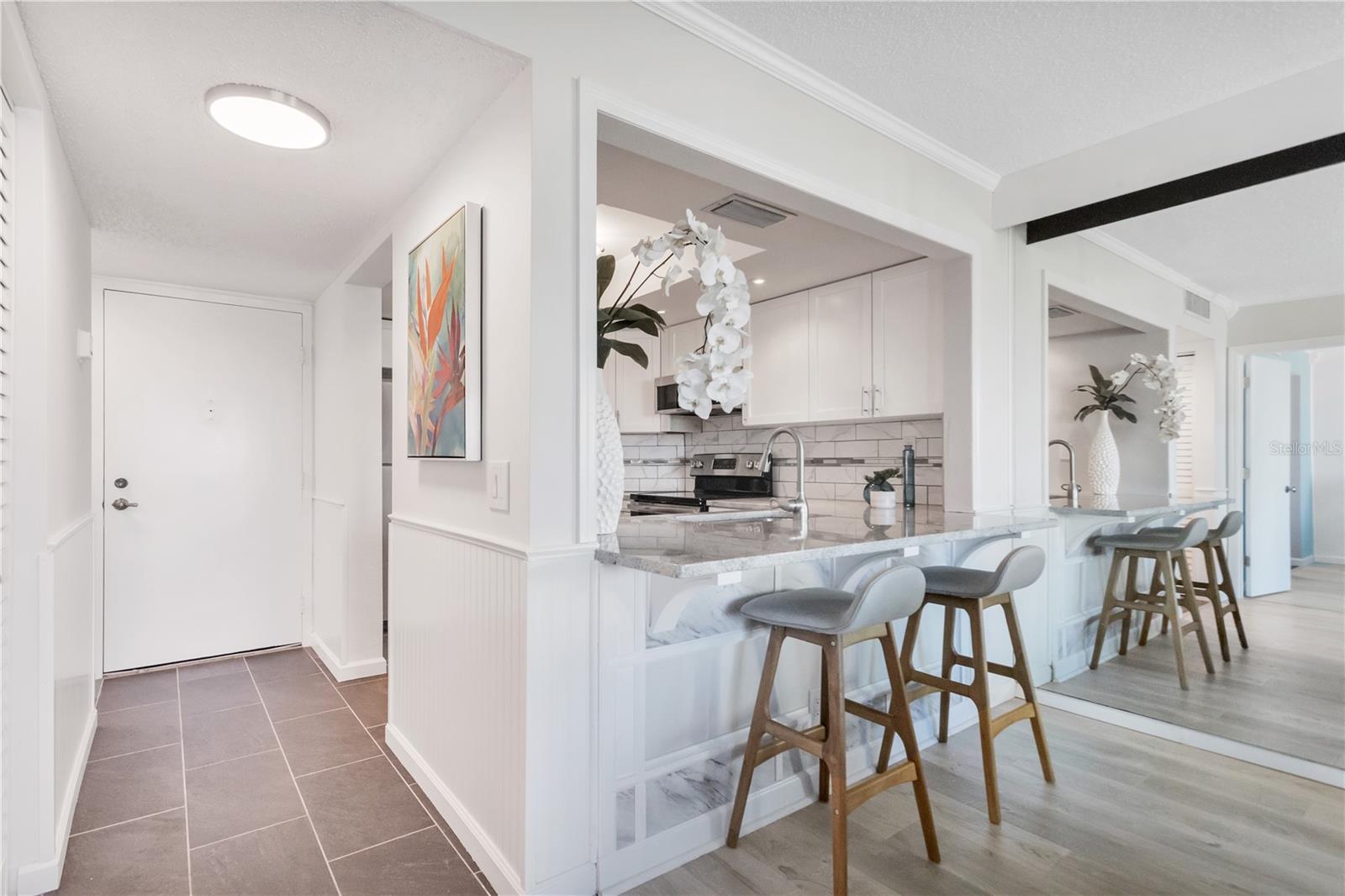 Image 2 of 36 For 6295 Bahia Del Mar Circle 403