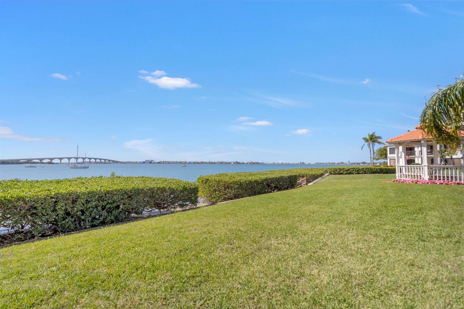 Image 27 of 36 For 6295 Bahia Del Mar Circle 403