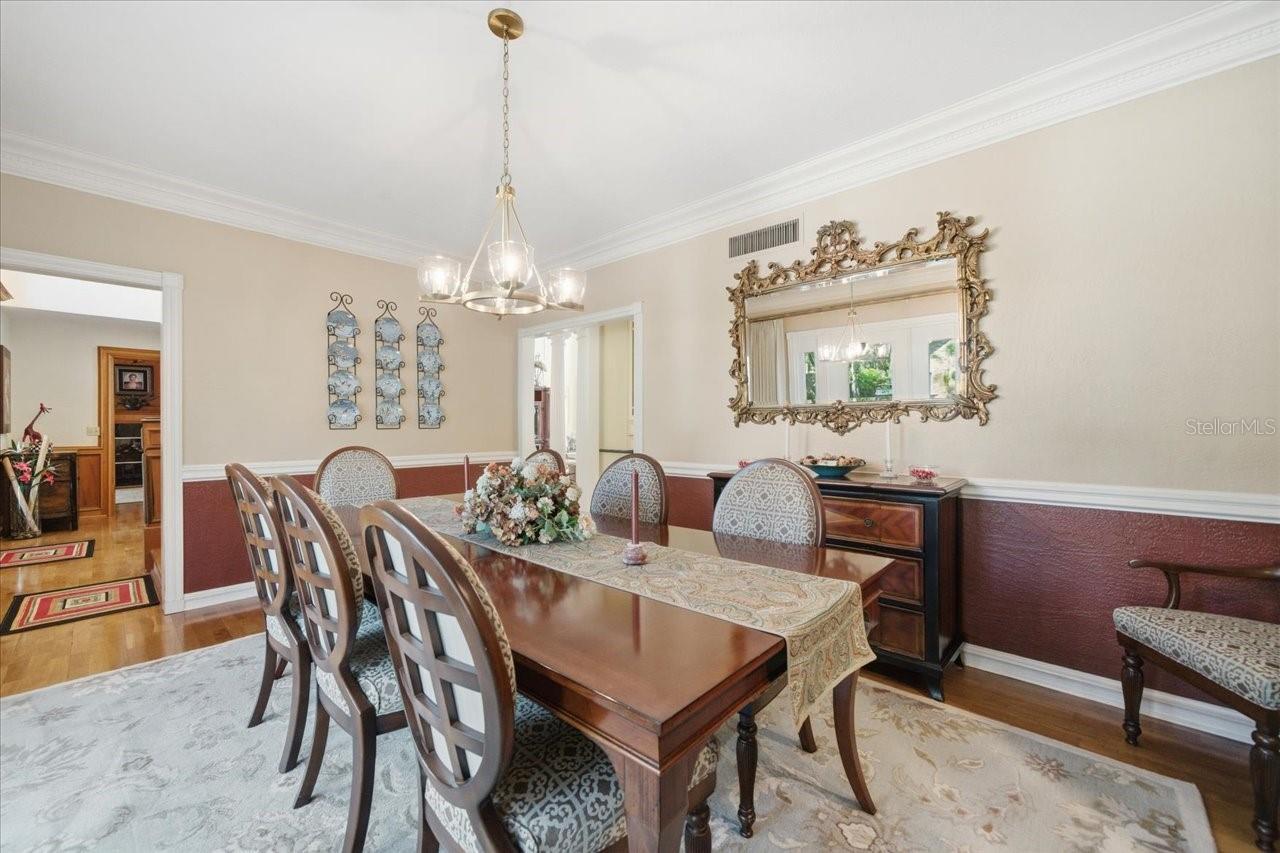 Image 25 of 99 For 2035 Indian Creek Court