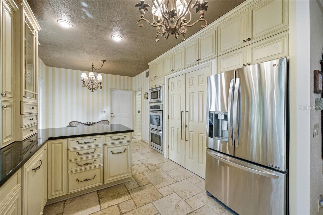 Image 40 of 99 For 2035 Indian Creek Court