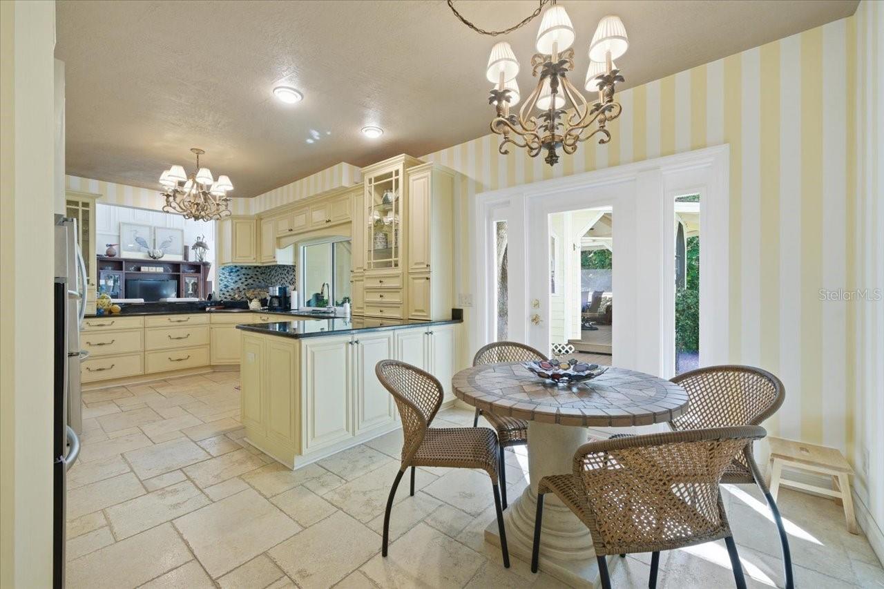 Image 41 of 99 For 2035 Indian Creek Court