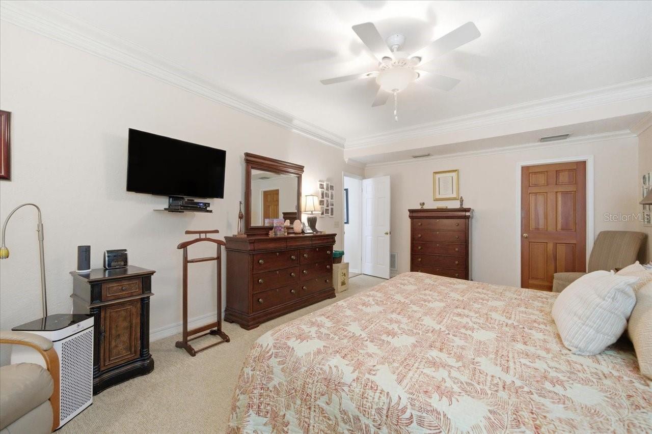 Image 46 of 99 For 2035 Indian Creek Court