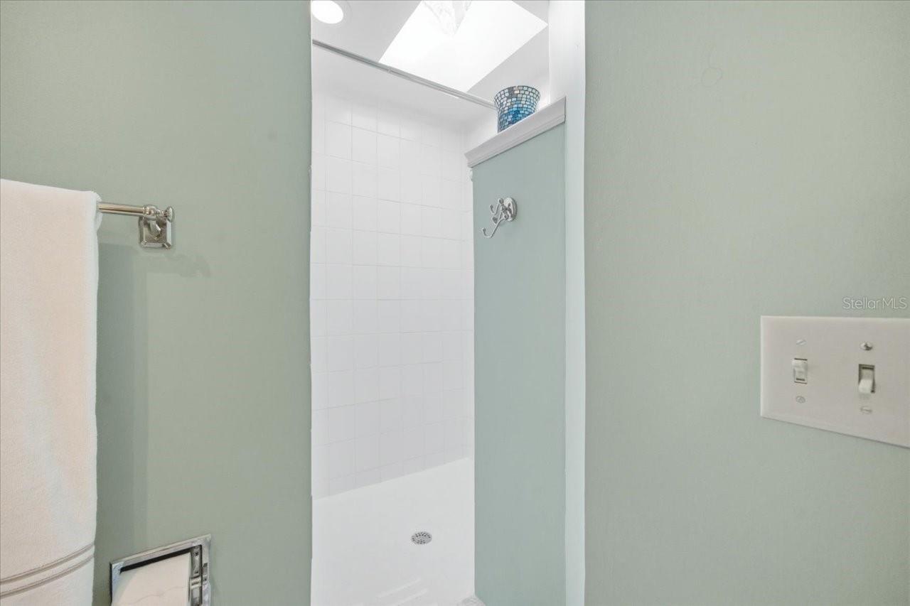 Image 58 of 99 For 2035 Indian Creek Court