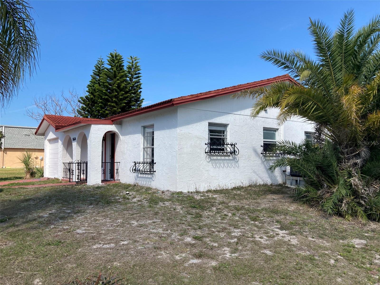 Image 4 of 4 For 15626 Donzi Drive