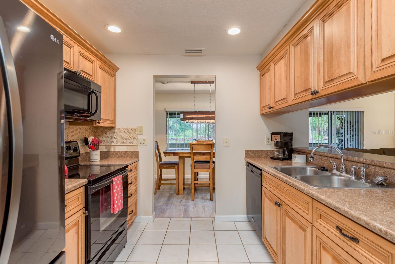 Image 15 of 33 For 1507 12th Court Se