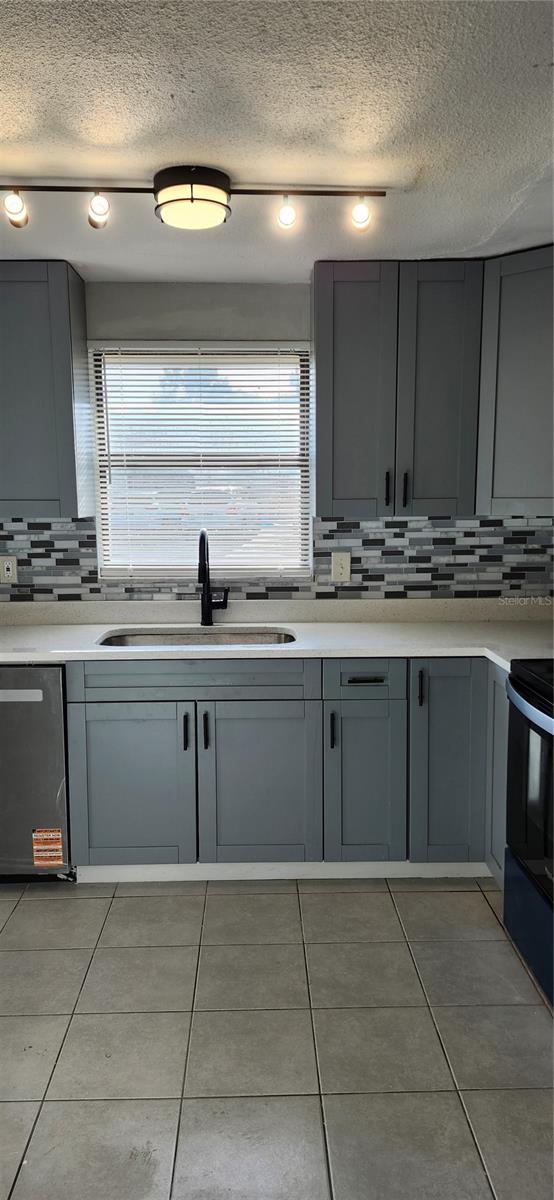 Image 5 of 8 For 5507 Riddle Road