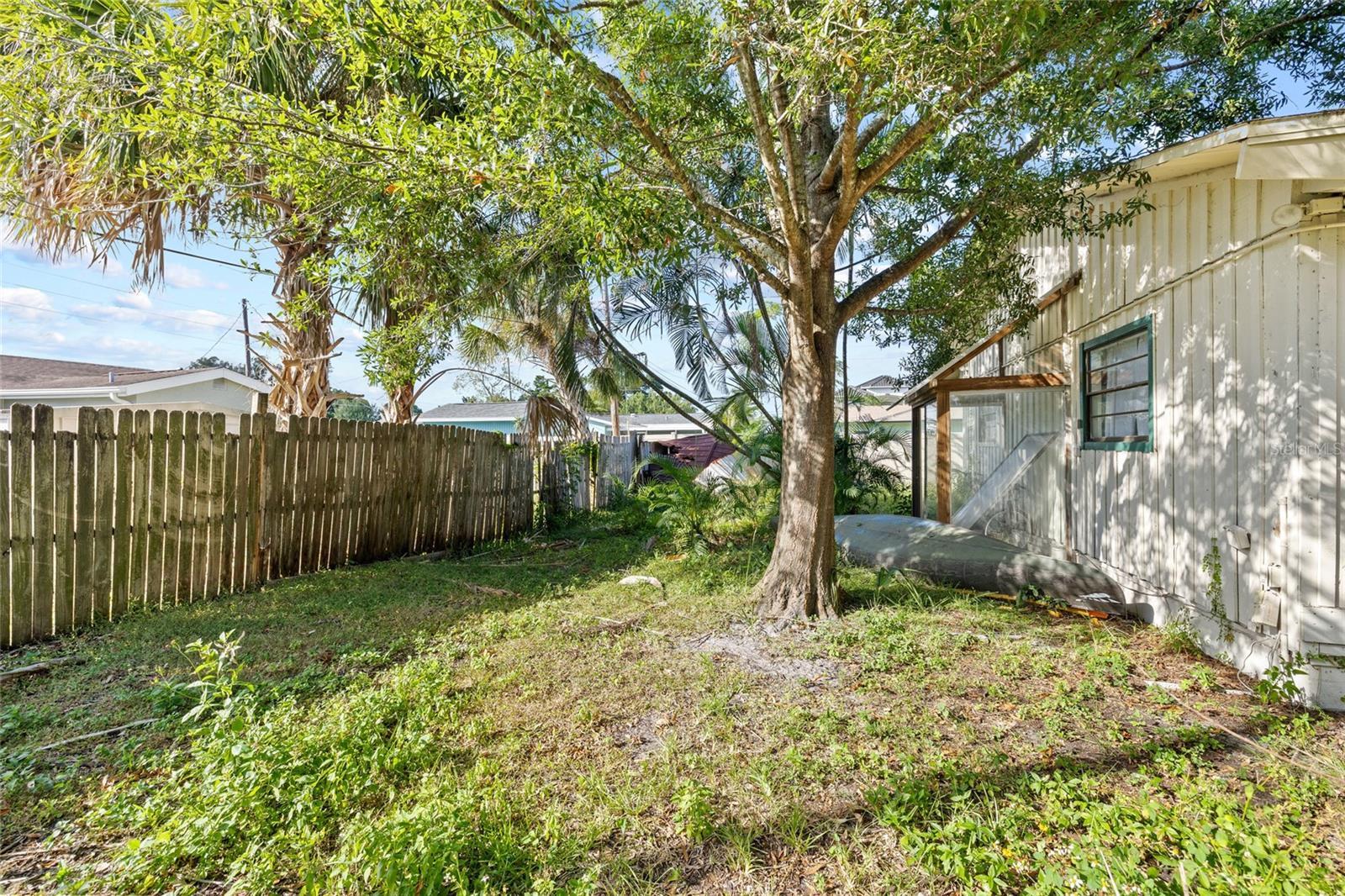 Image 14 of 23 For 8452 6th Street N
