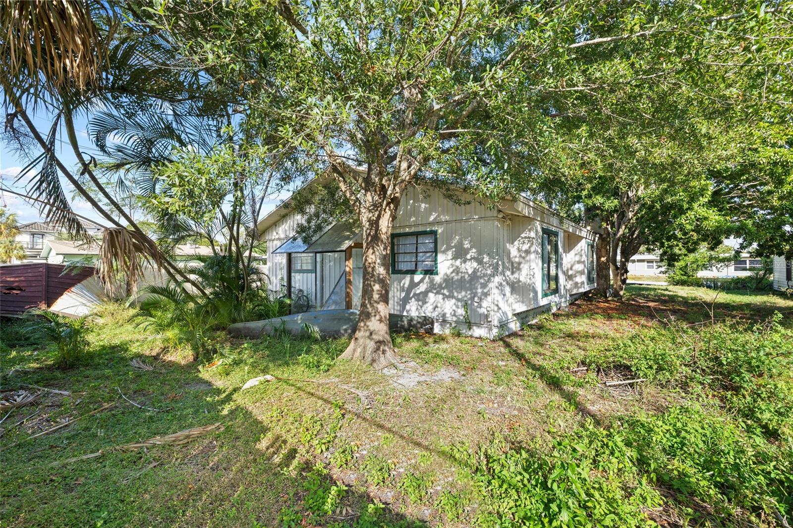 Image 15 of 23 For 8452 6th Street N