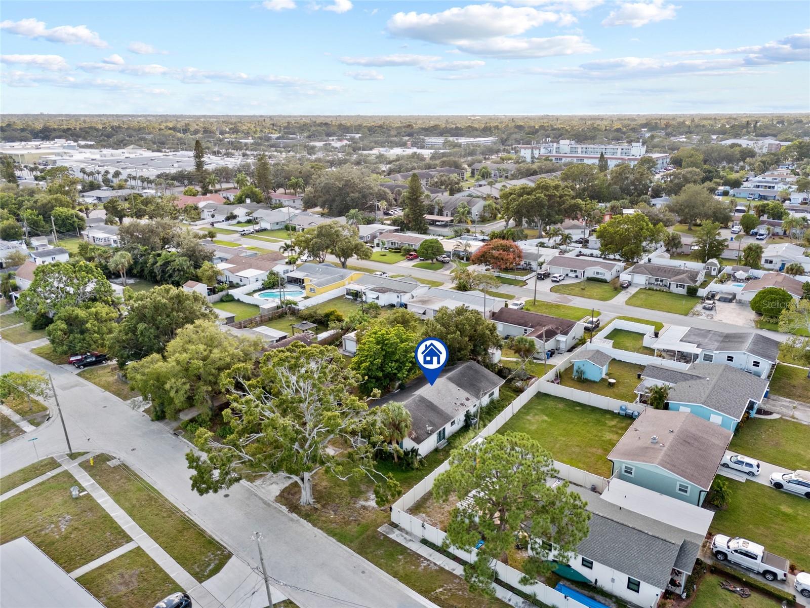 Image 19 of 23 For 8452 6th Street N