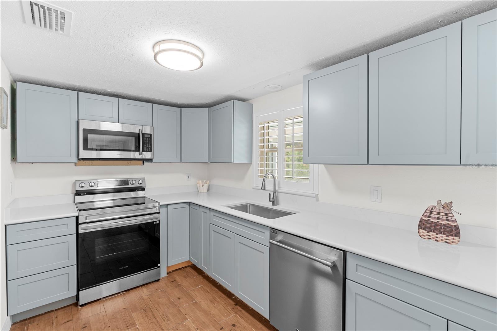 Image 34 of 41 For 105 North Branch Road