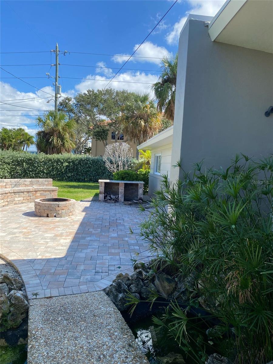 Image 12 of 12 For 65 Iris Street