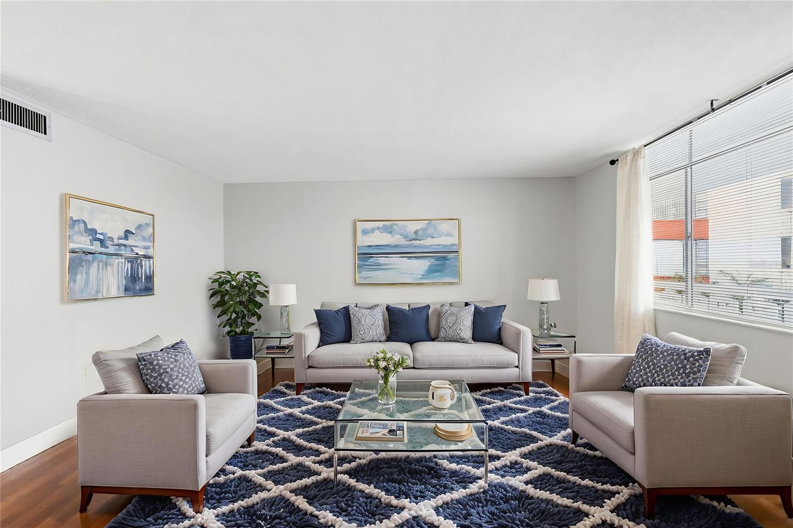 Image 17 of 38 For 2630 Pearce Drive 208