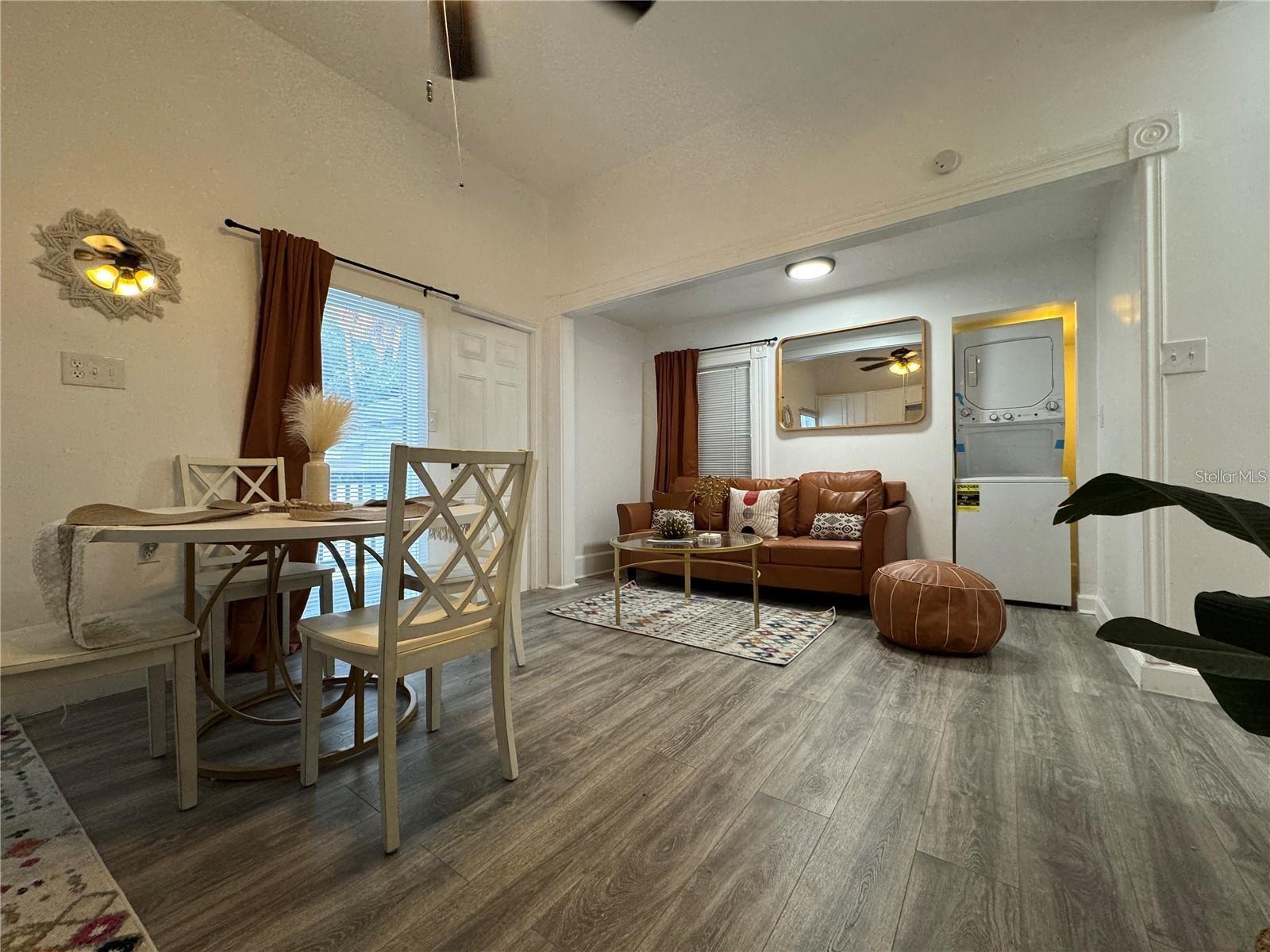 Image 30 of 54 For 609 Azeele Street