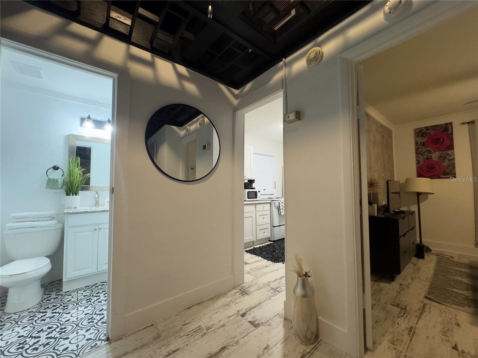 Image 43 of 54 For 609 Azeele Street