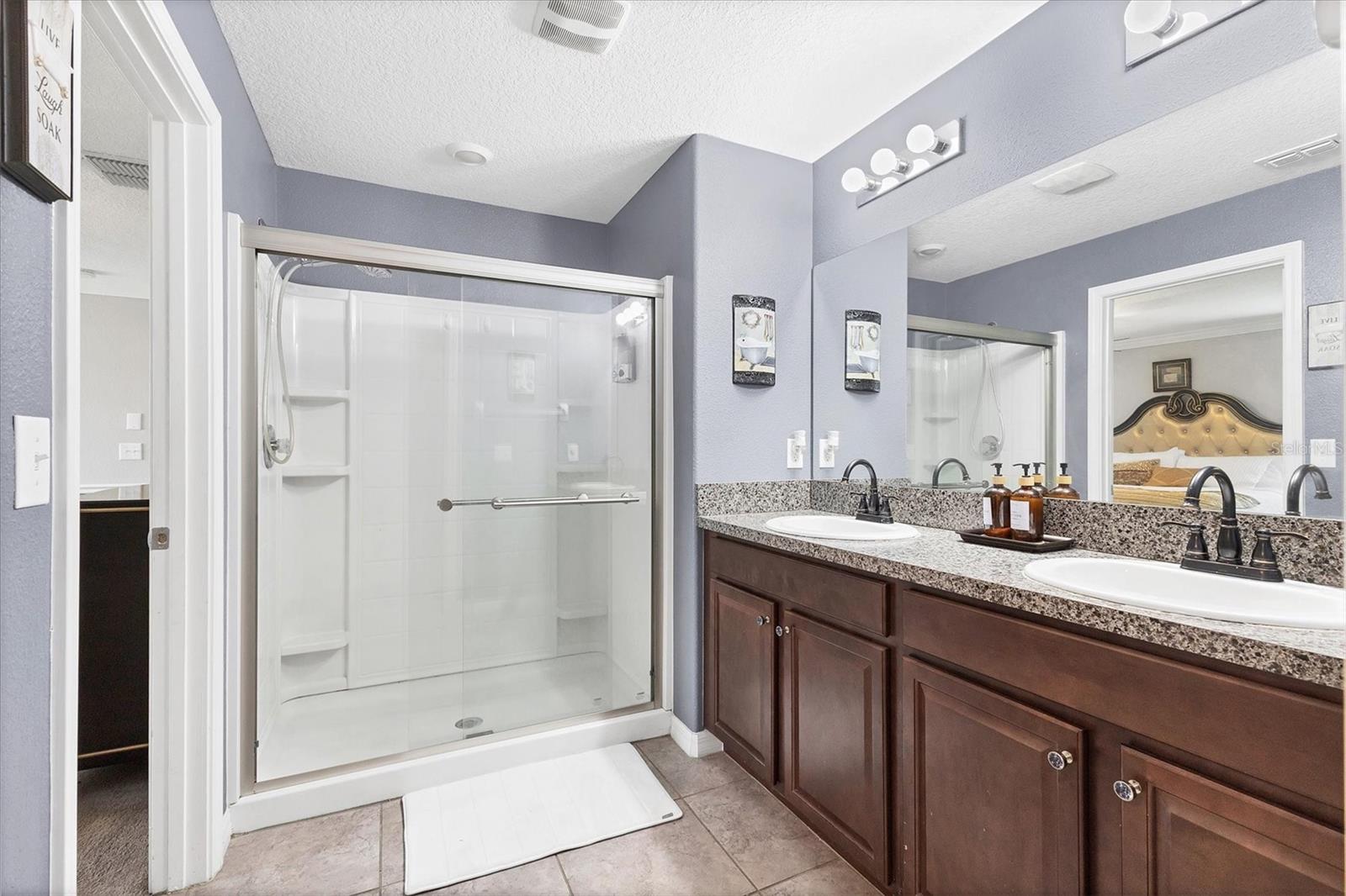 Image 6 of 21 For 16505 Myrtle Sand Drive