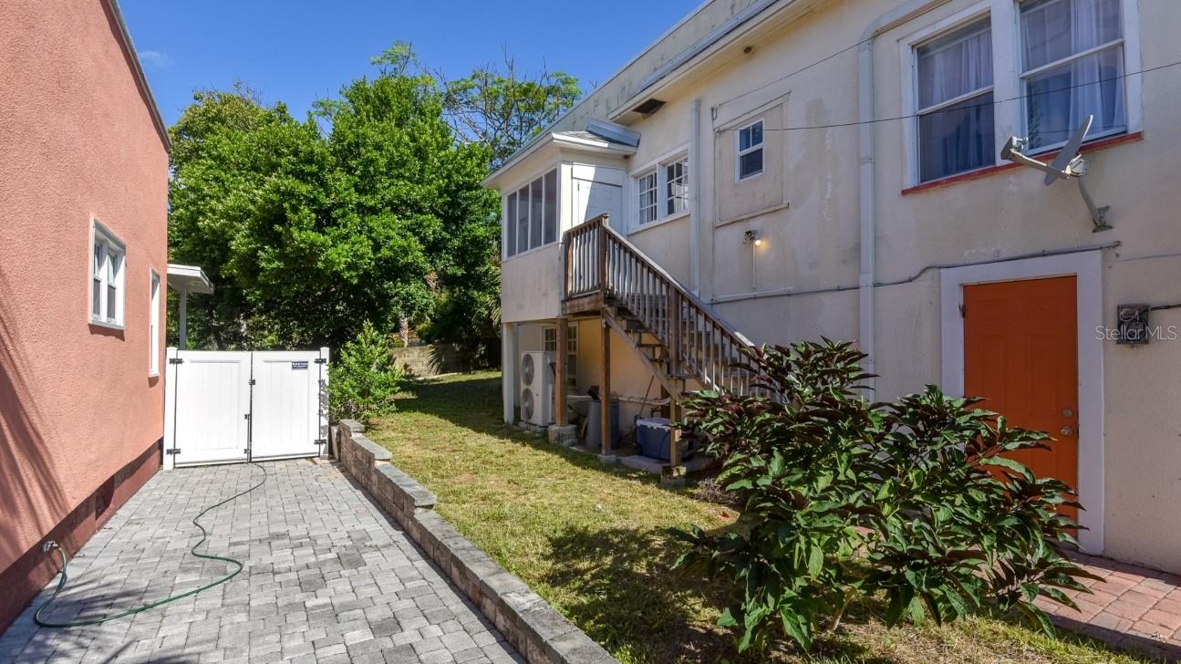 Image 10 of 46 For 213 Jessamine Boulevard