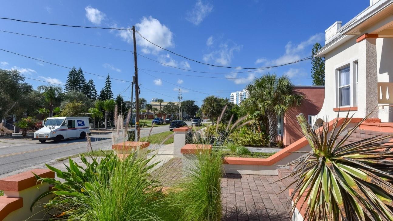 Image 12 of 46 For 213 Jessamine Boulevard