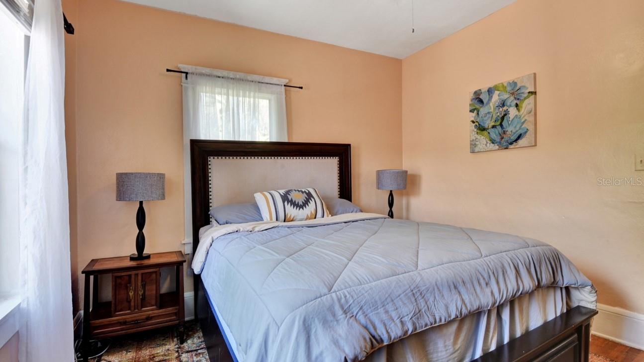 Image 26 of 46 For 213 Jessamine Boulevard