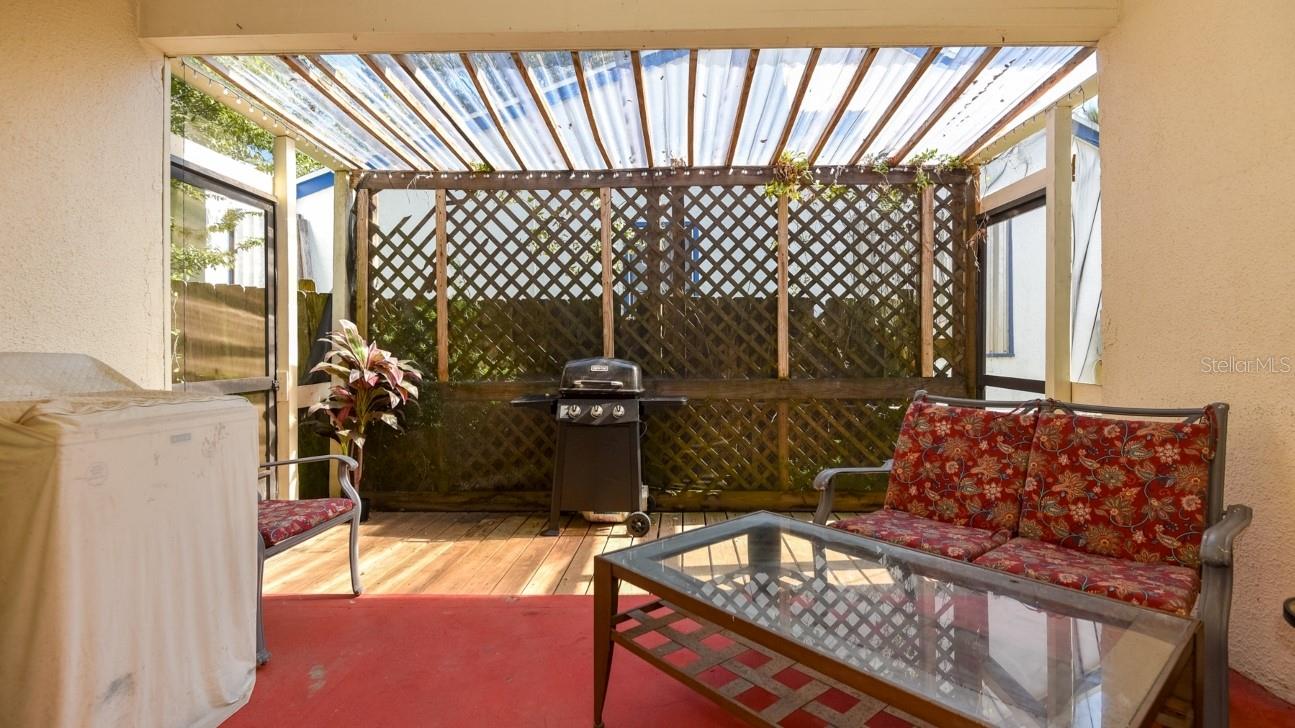 Image 37 of 46 For 213 Jessamine Boulevard