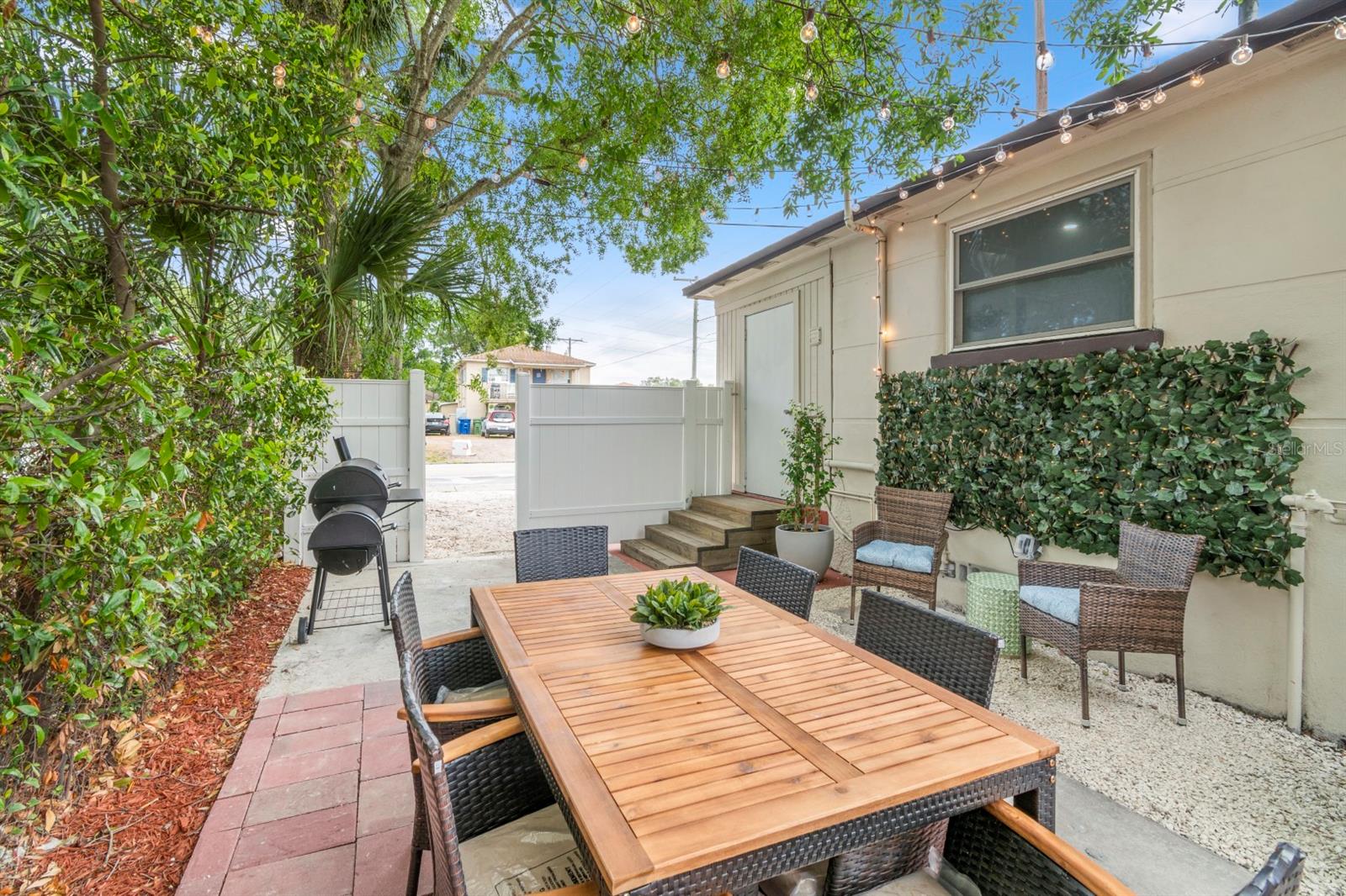 Image 26 of 33 For 2402 Cypress Street
