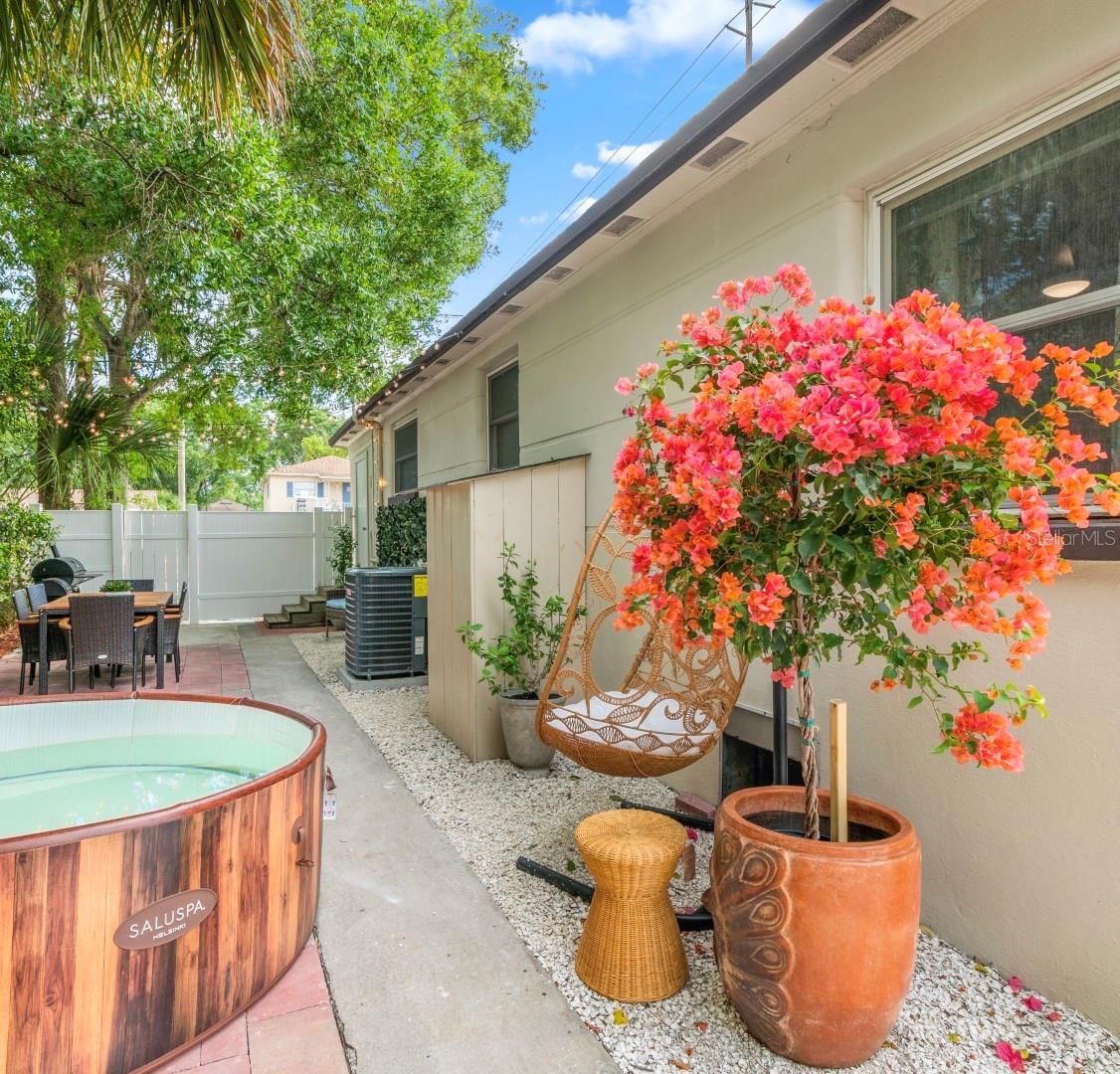 Image 27 of 33 For 2402 Cypress Street