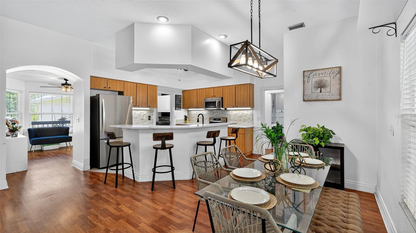 Image 10 of 44 For 26530 Green Willow Run