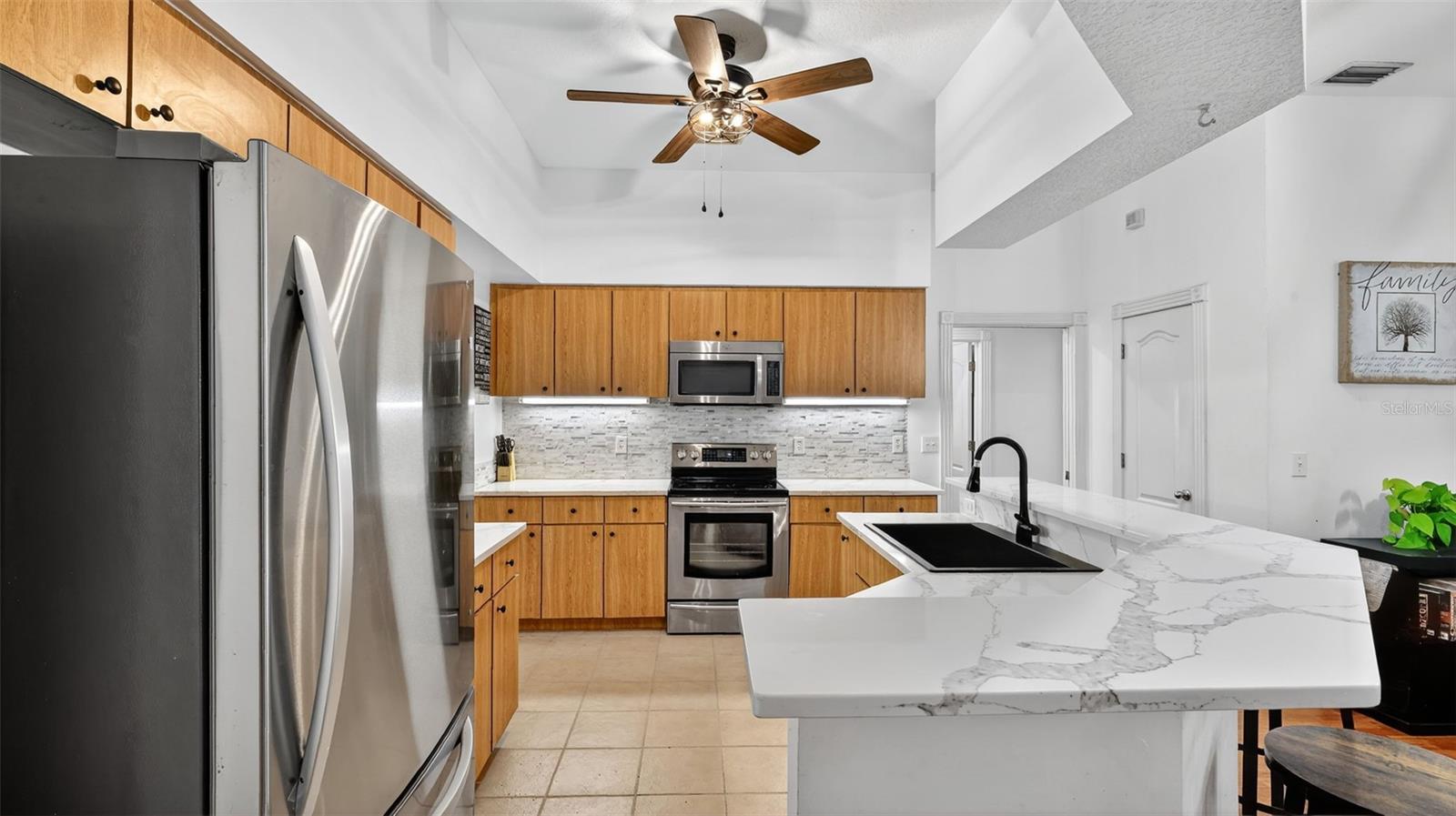 Image 12 of 44 For 26530 Green Willow Run