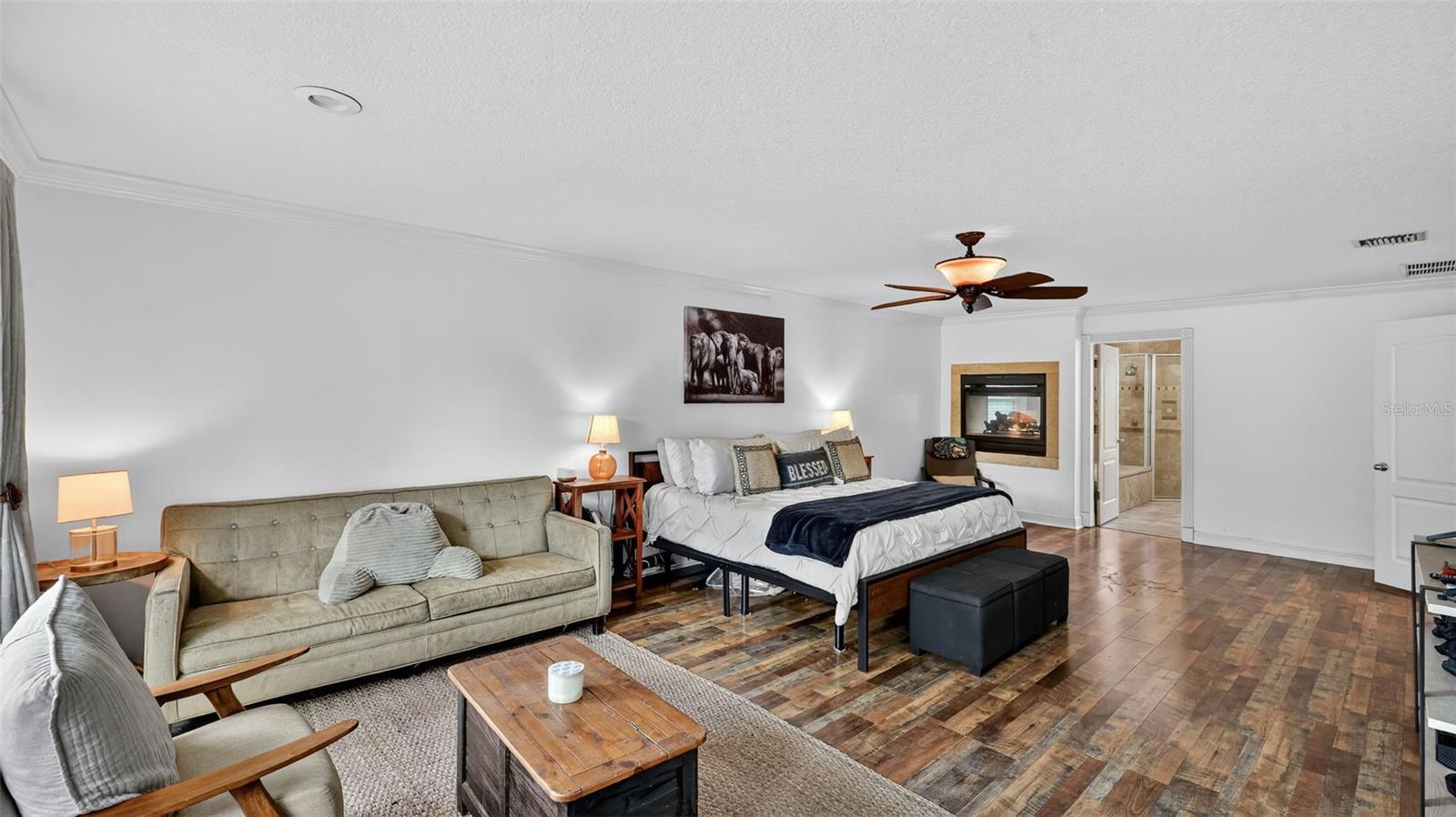 Image 19 of 44 For 26530 Green Willow Run