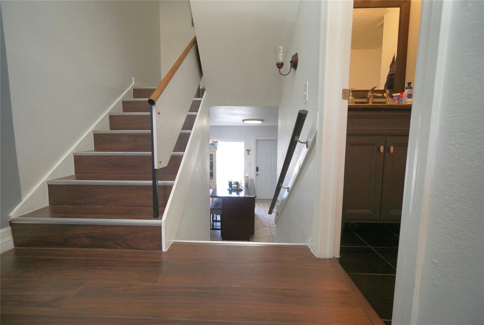 Image 2 of 23 For 4515 La Capri Court