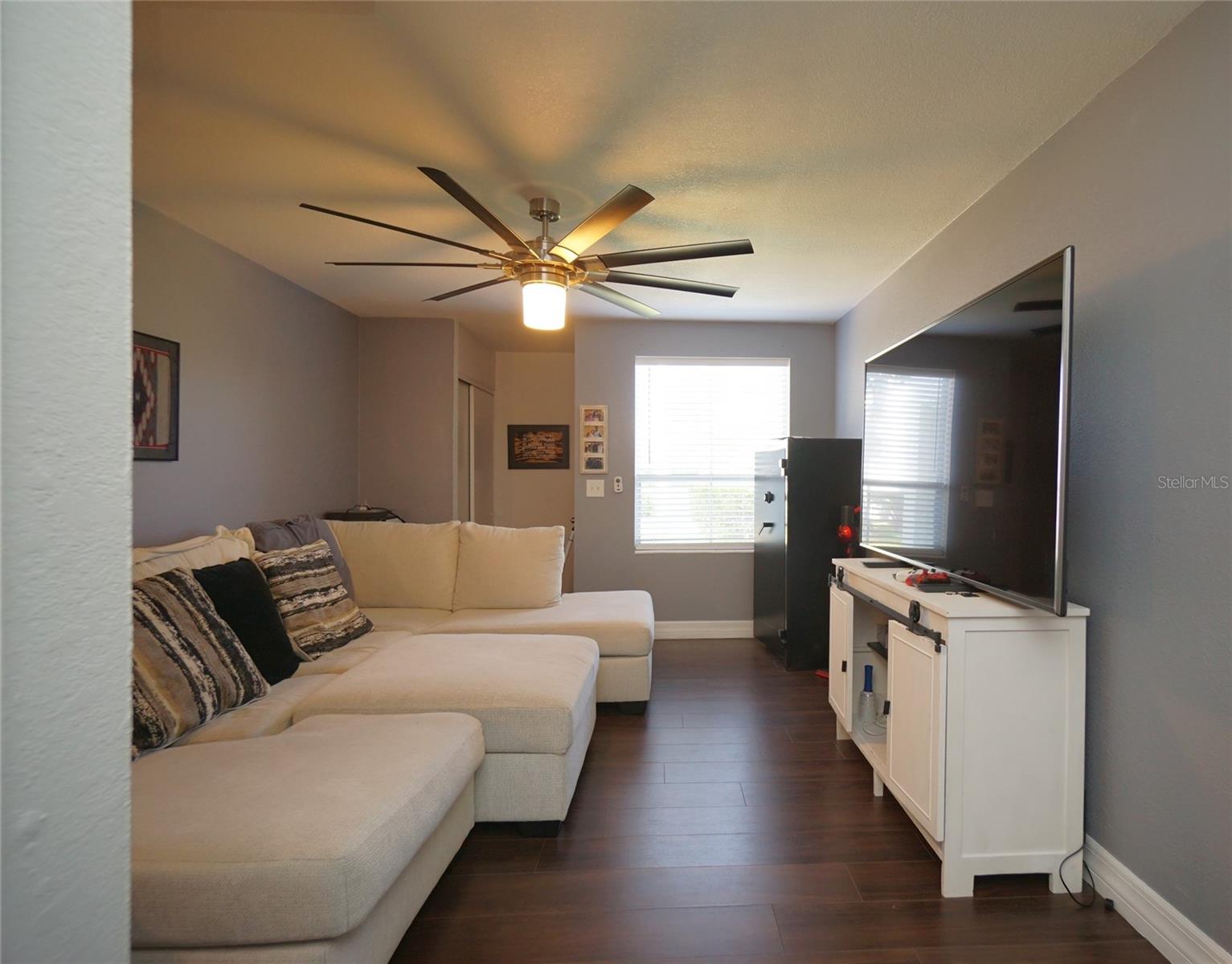 Image 3 of 23 For 4515 La Capri Court