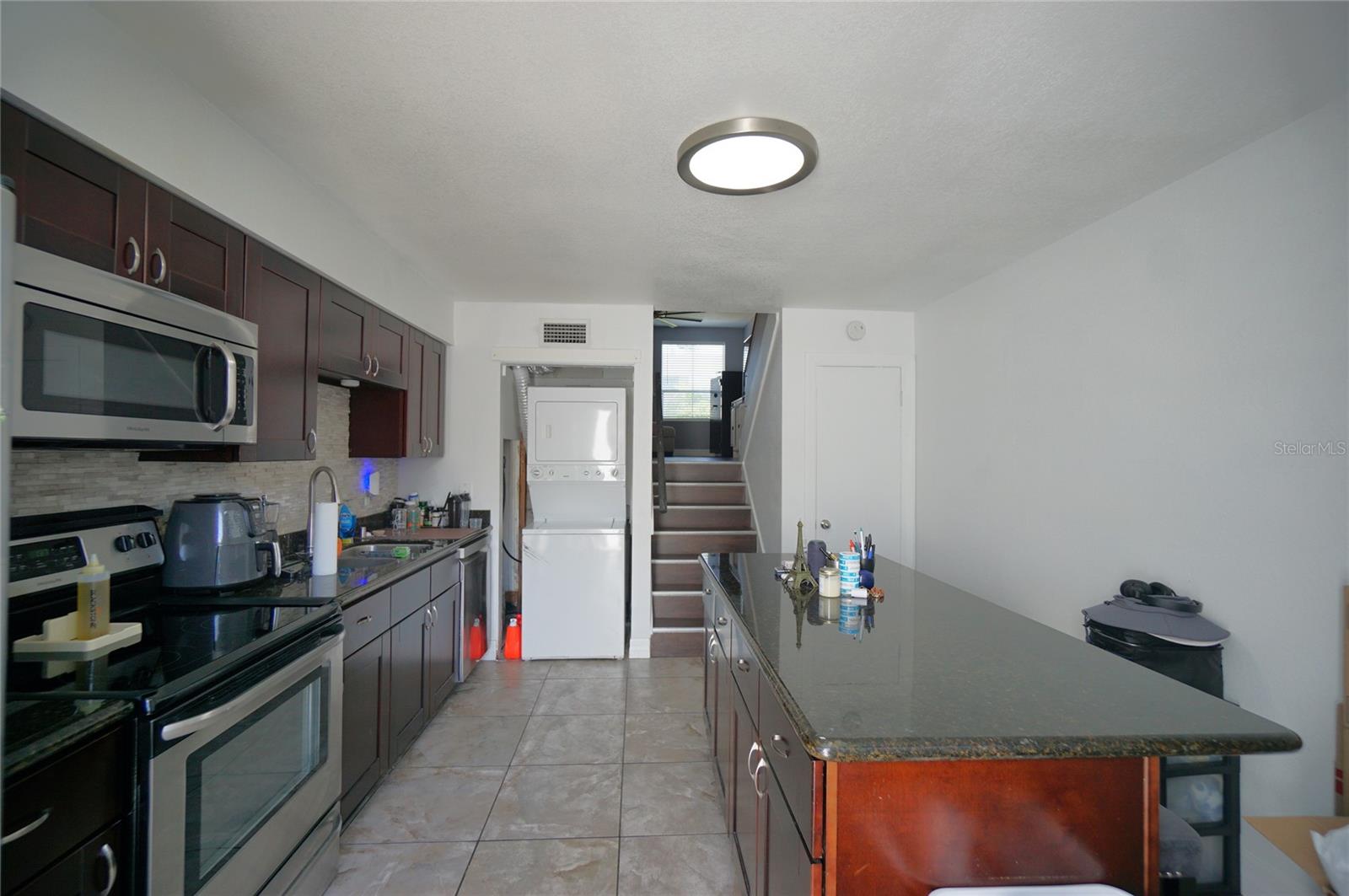 Image 6 of 23 For 4515 La Capri Court