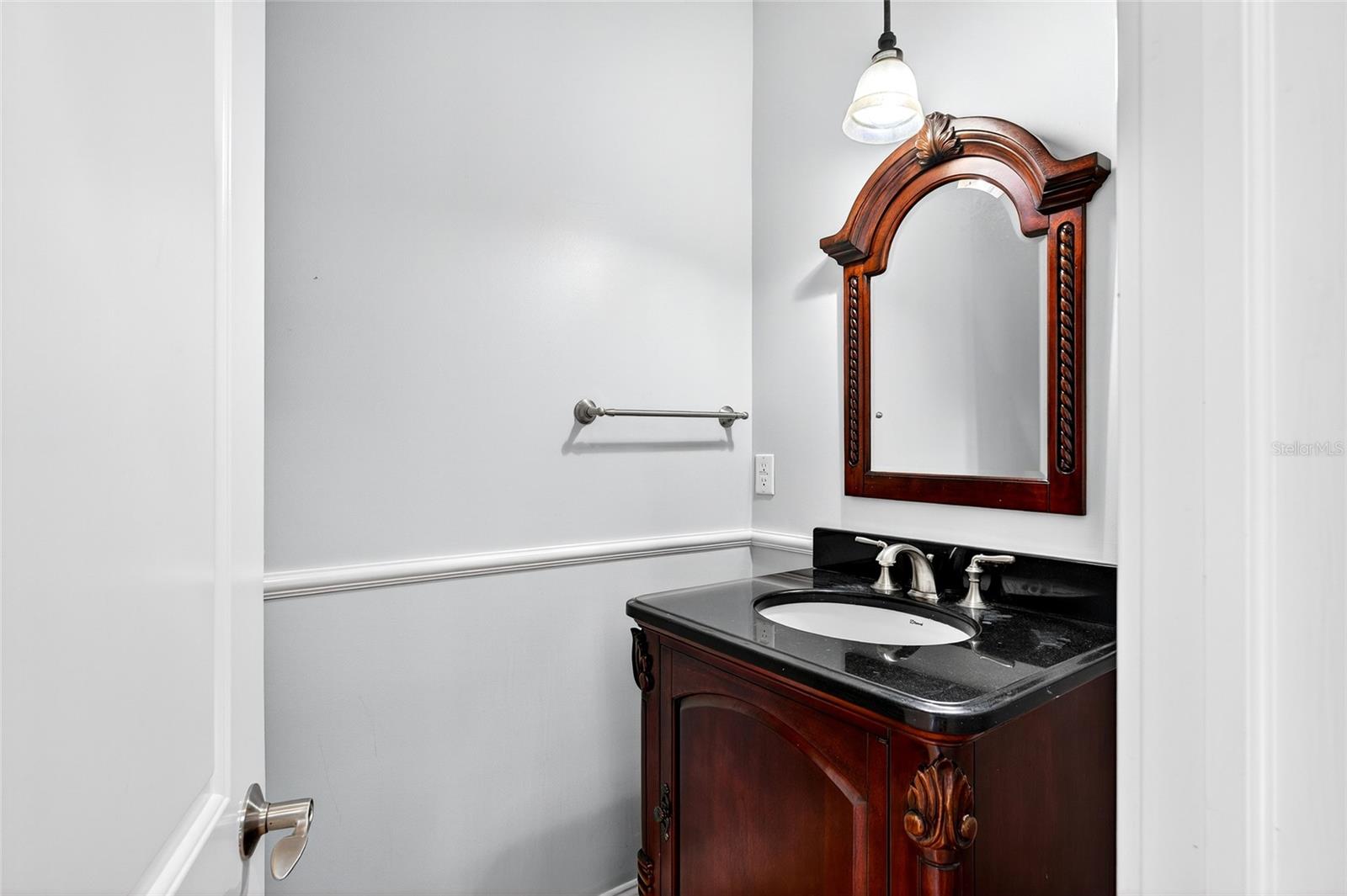 Image 13 of 42 For 2509 Bay Boulevard B