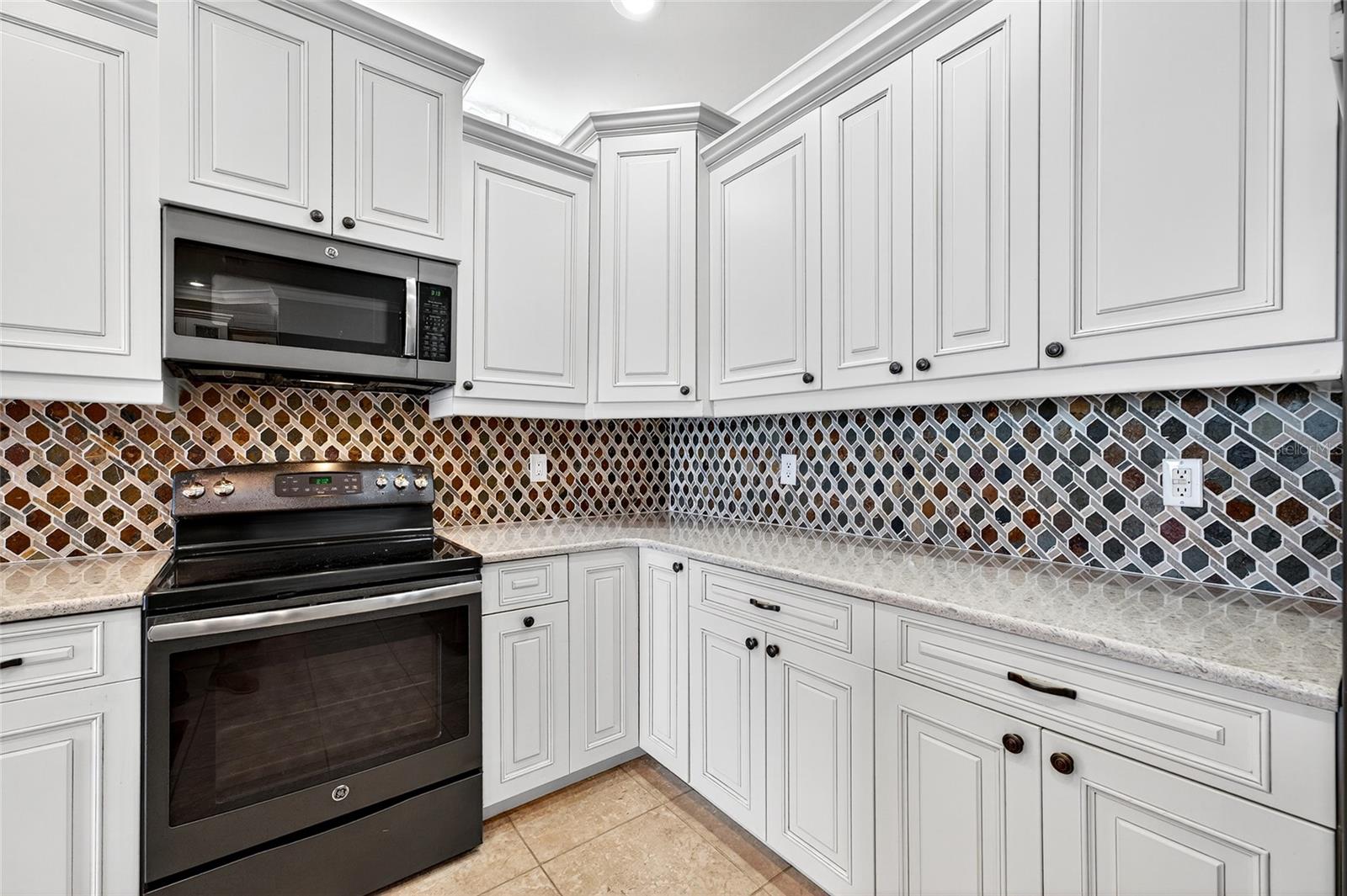 Image 15 of 42 For 2509 Bay Boulevard B