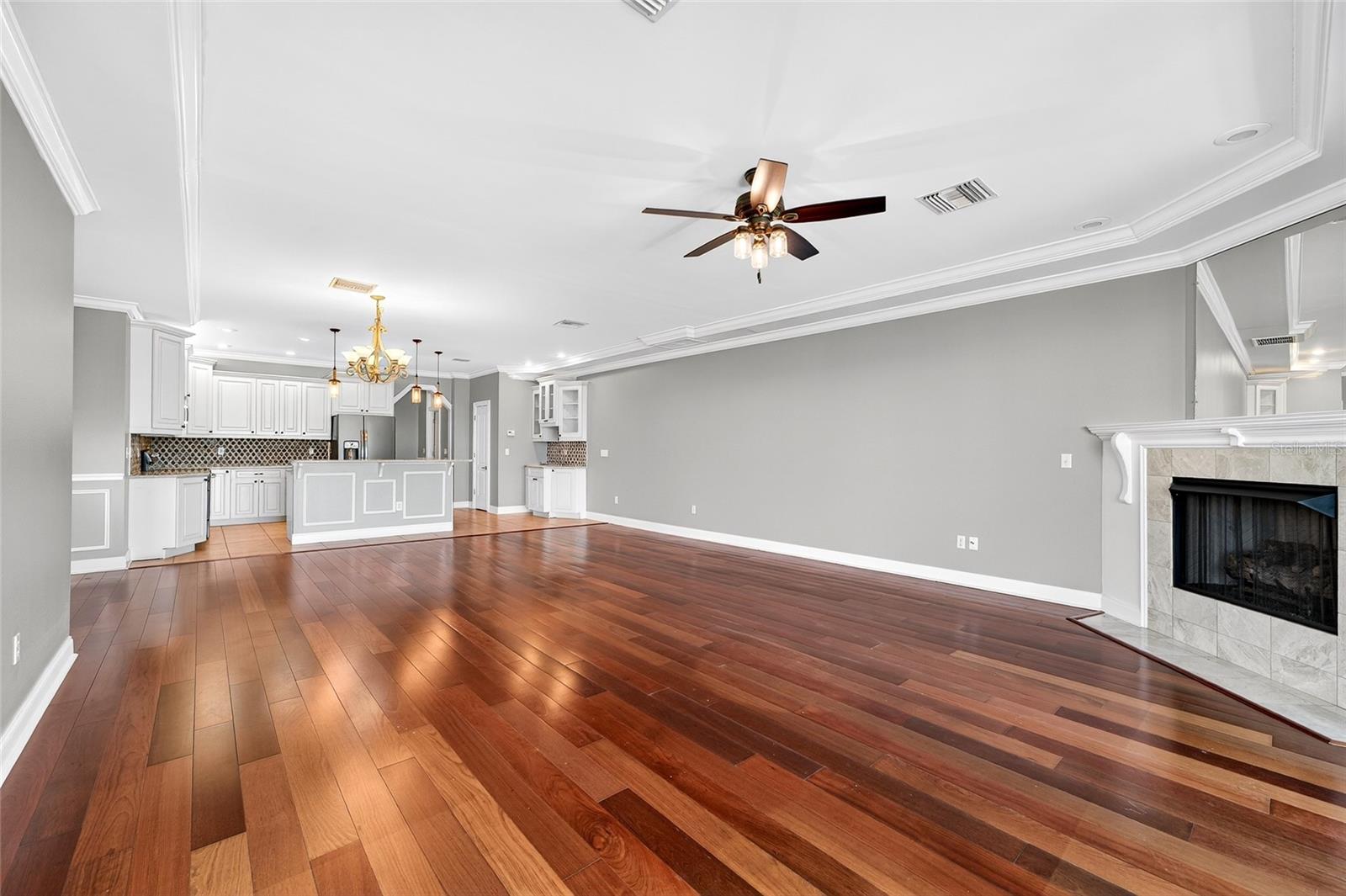 Image 19 of 42 For 2509 Bay Boulevard B