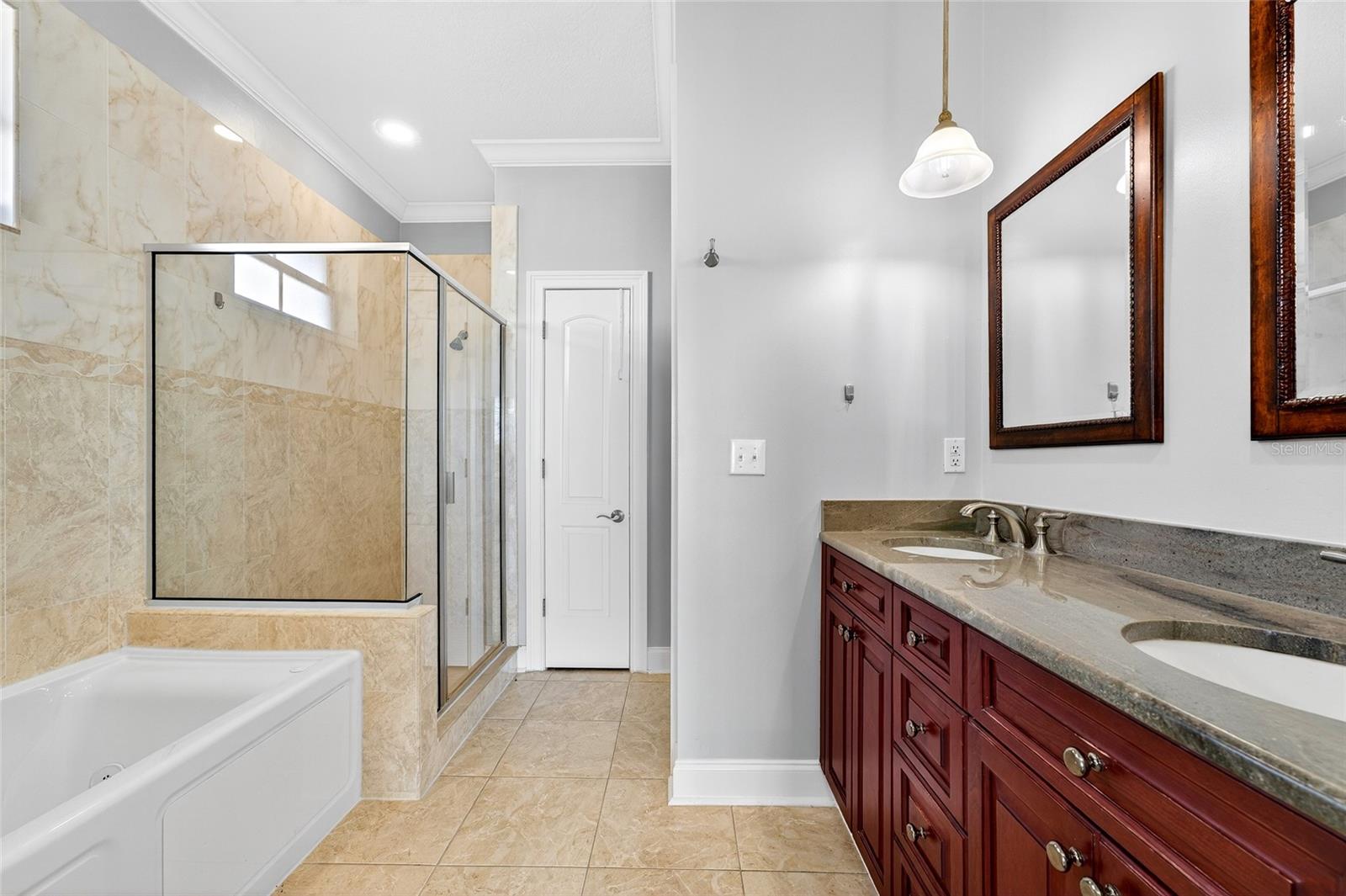 Image 29 of 42 For 2509 Bay Boulevard B