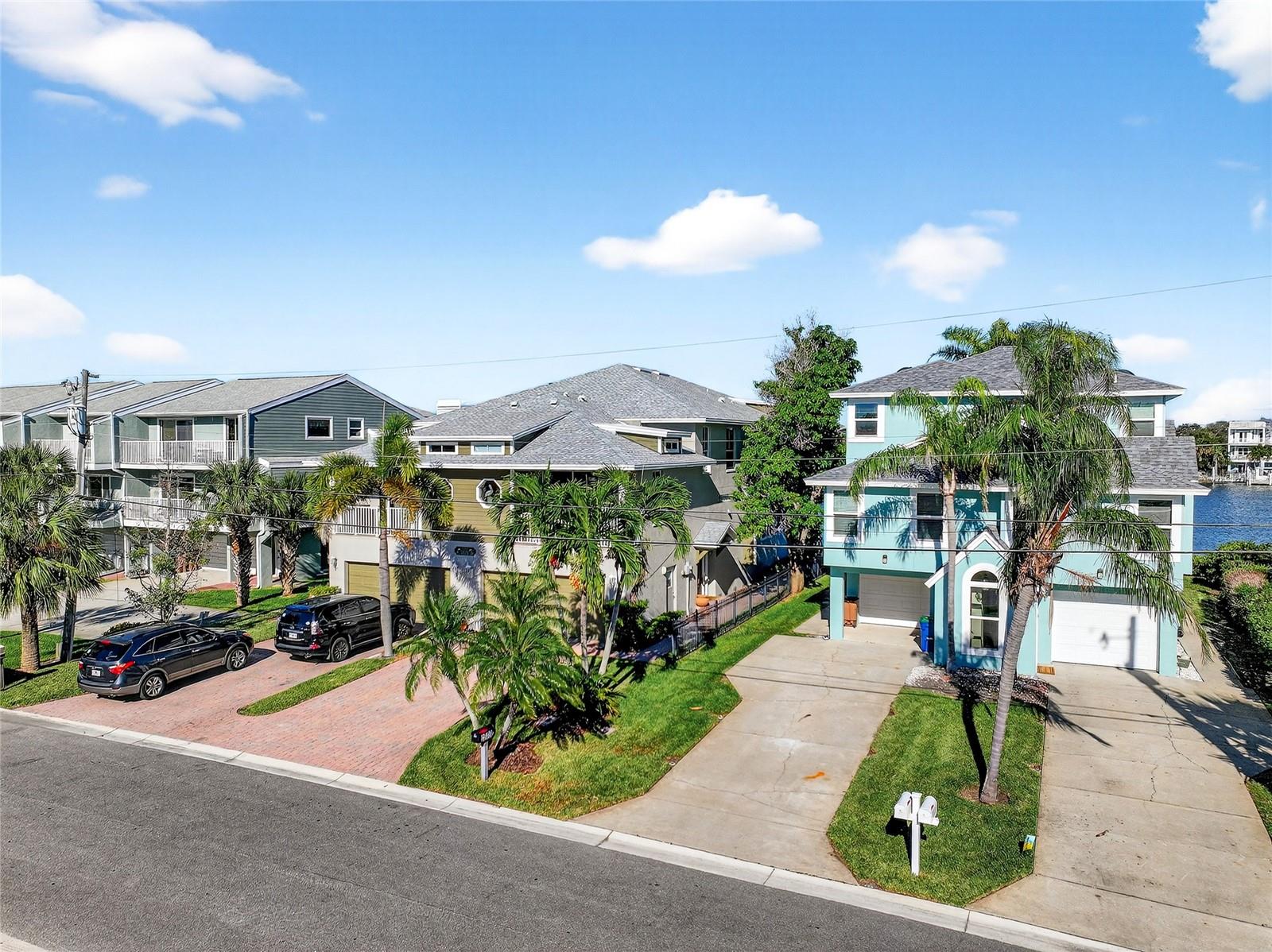 Image 3 of 42 For 2509 Bay Boulevard B