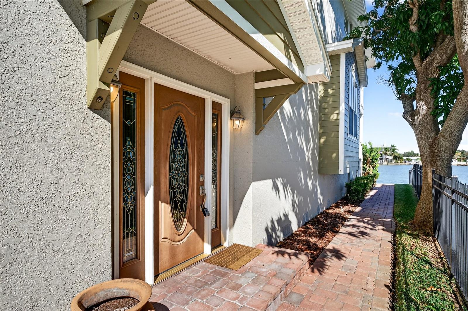 Image 5 of 42 For 2509 Bay Boulevard B