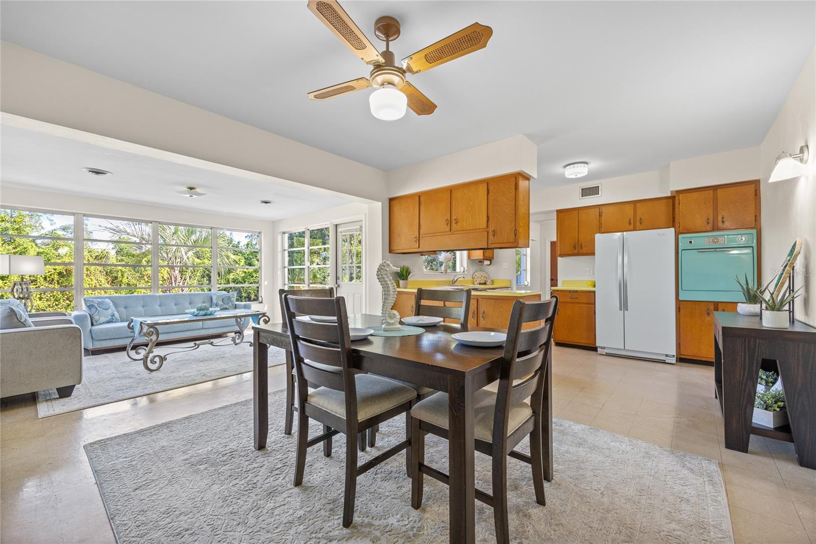 Image 11 of 49 For 1198 Fairway Drive