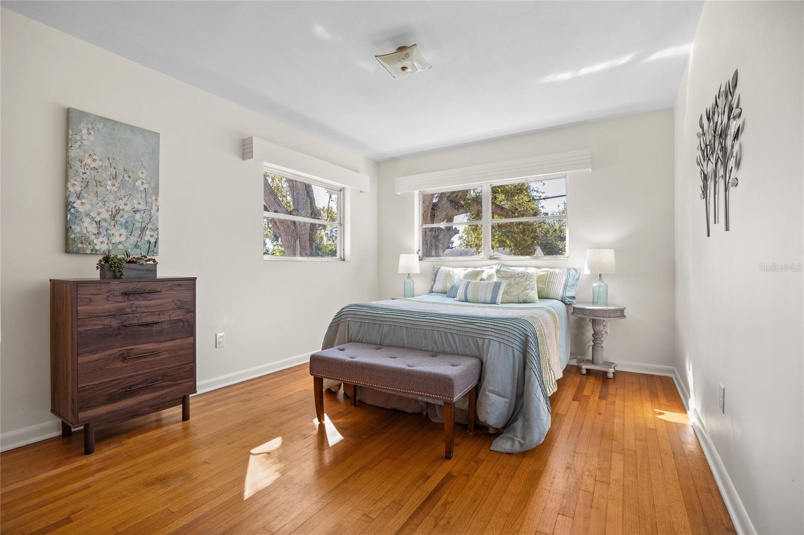 Image 23 of 49 For 1198 Fairway Drive