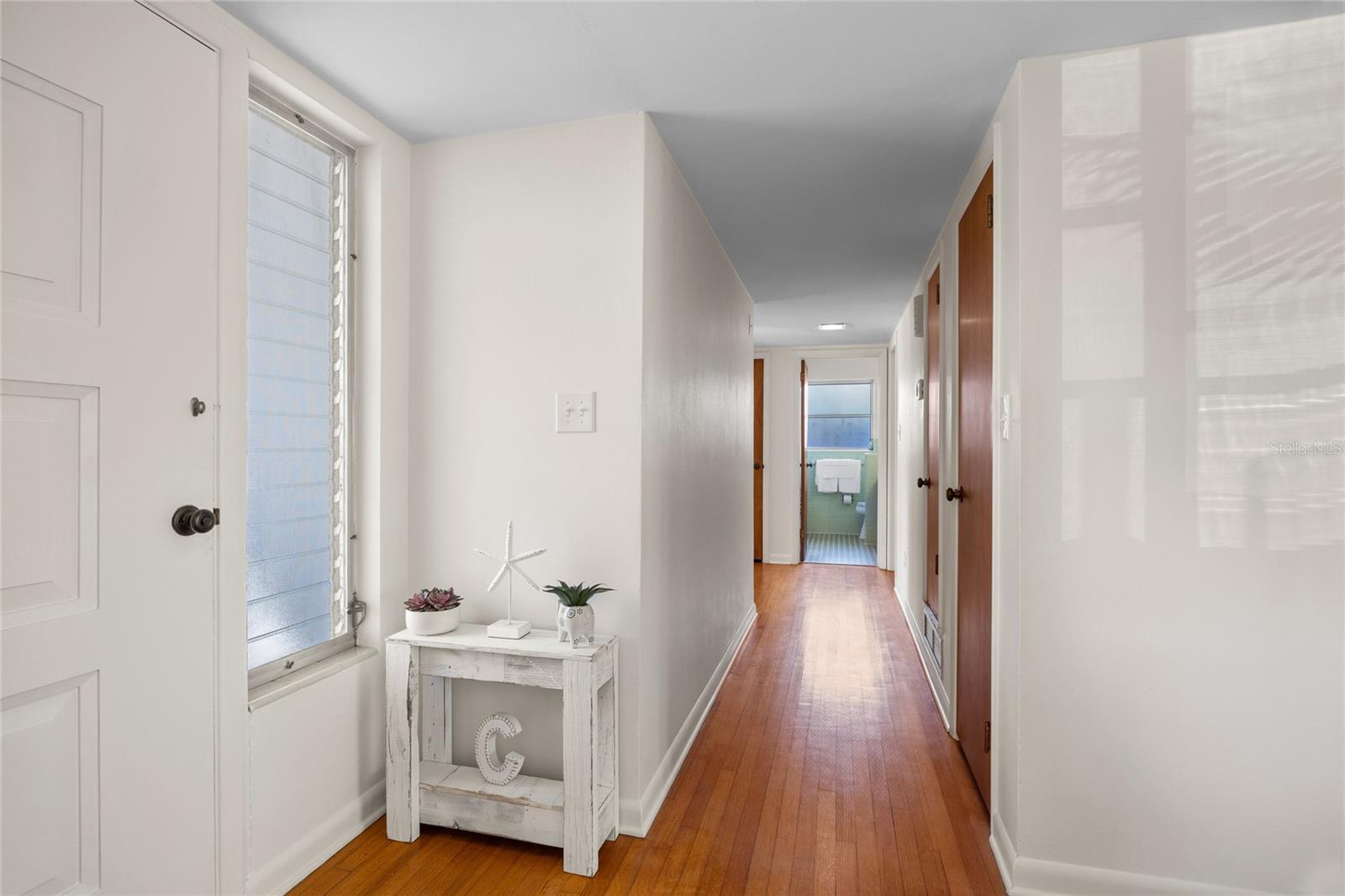 Image 4 of 49 For 1198 Fairway Drive