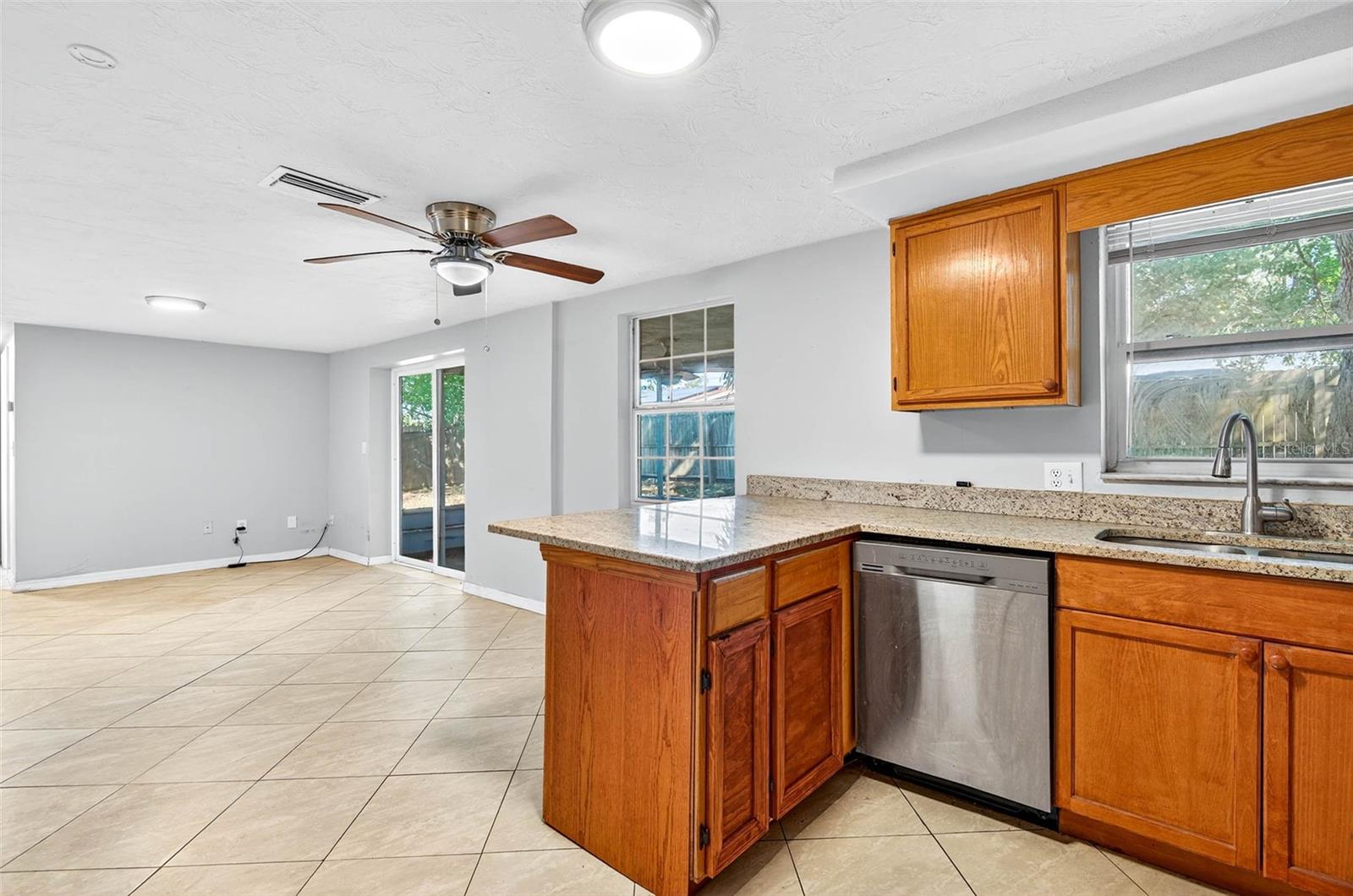 Image 11 of 20 For 4752 Daphne Street