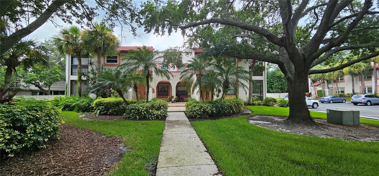 Details for 484 Santa Cruz Place Ne G, ST PETERSBURG, FL 33703