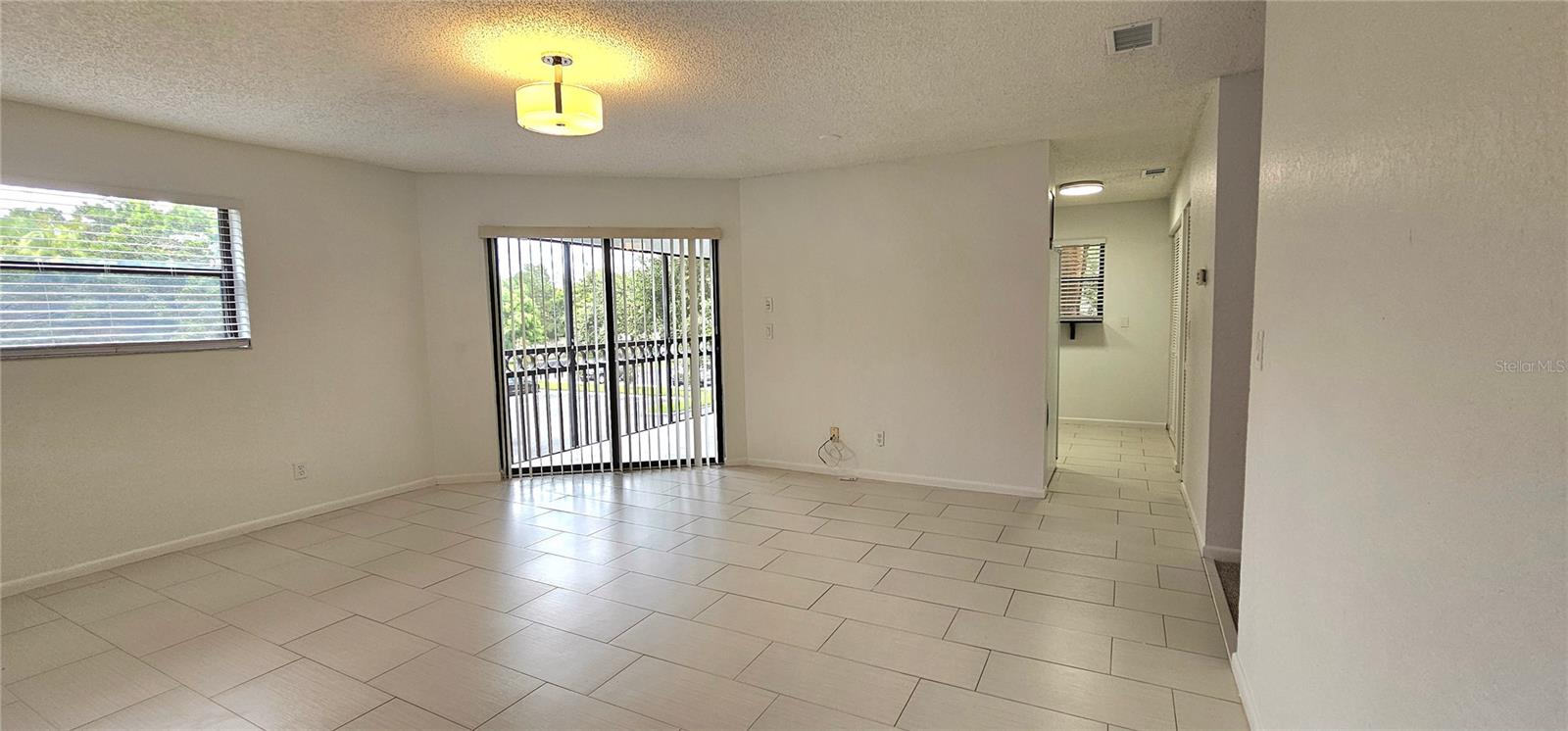 Image 7 of 20 For 484 Santa Cruz Place Ne G