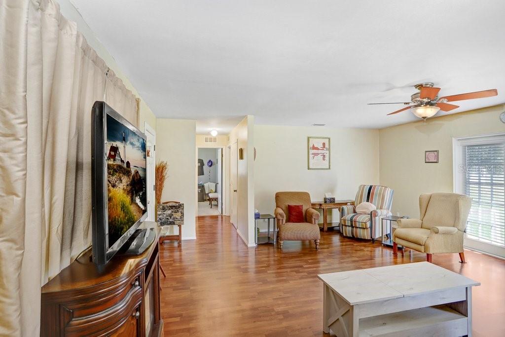 Image 10 of 35 For 11520 Corwin Street