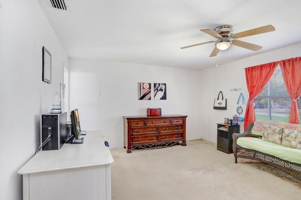 Image 18 of 35 For 11520 Corwin Street