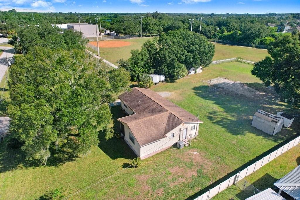 Image 27 of 35 For 11520 Corwin Street